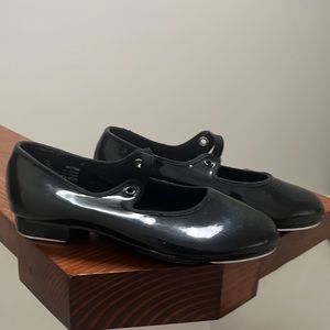 Patent black tap shoes size 2